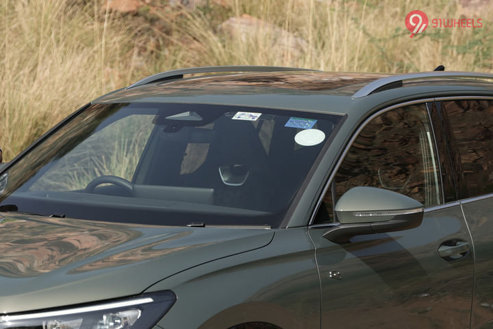 Volkswagen Tiguan R-Line Front Windshield/Windscreen