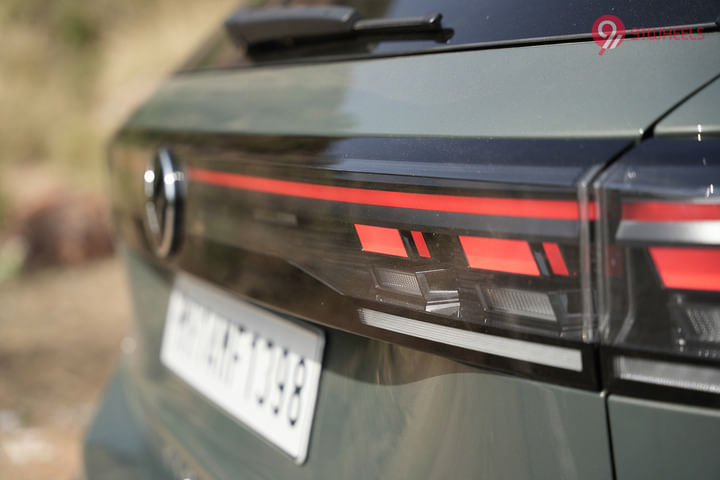 Volkswagen Tiguan R-Line Rear Signal/Blinker Light