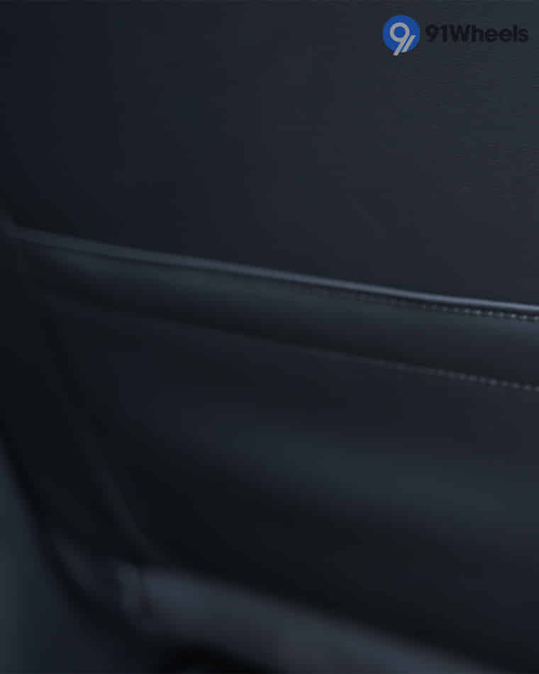 Seats & Cabin Comfort - 8