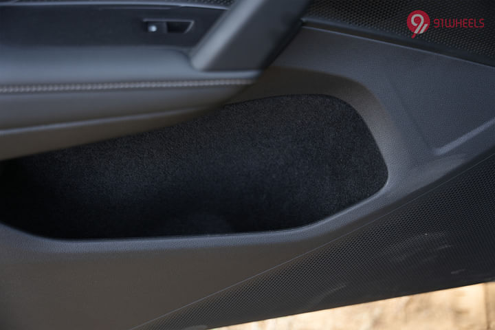 Volkswagen Tiguan R-Line Passenger Side Front Door Pocket