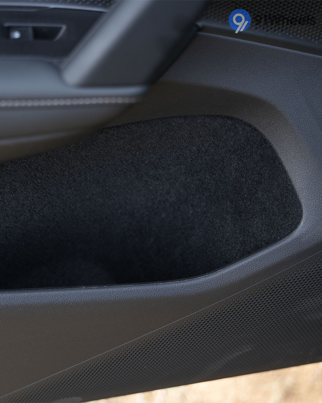 Volkswagen Tiguan R-Line Rear Door Pocket Volkswagen Tiguan R-Line Rear Door Pocket