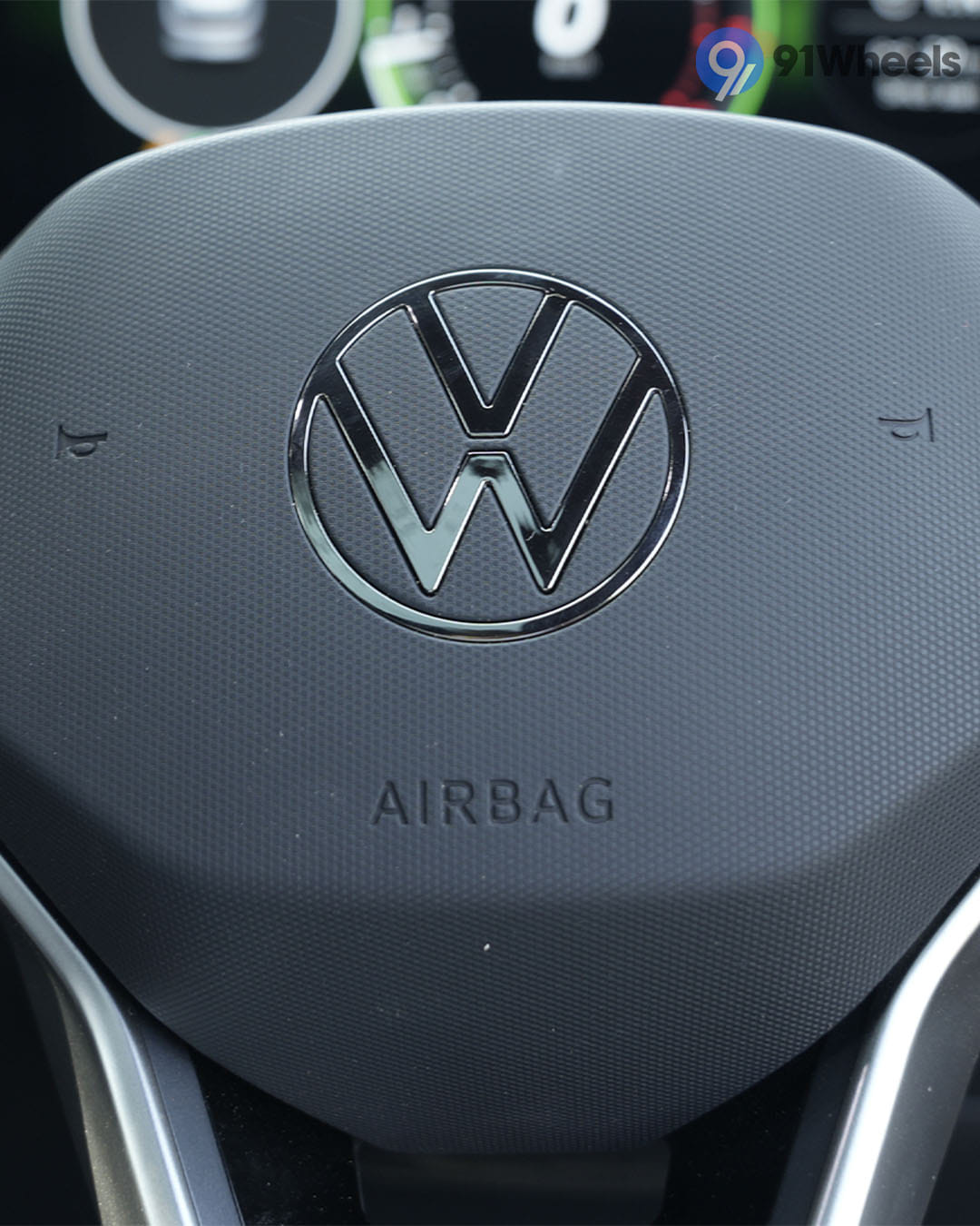Volkswagen Tiguan R-Line Driver Side Airbag Volkswagen Tiguan R-Line Driver Side Airbag
