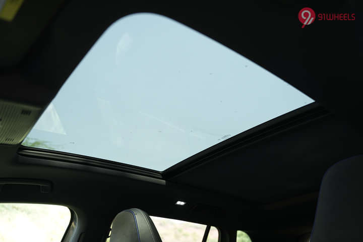 Volkswagen Tiguan R-Line Cabin Roof