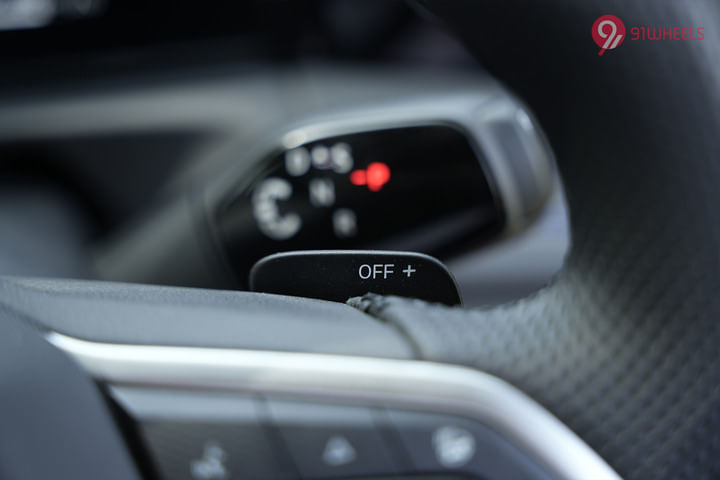 Volkswagen Tiguan R-Line Right Paddle Shifter