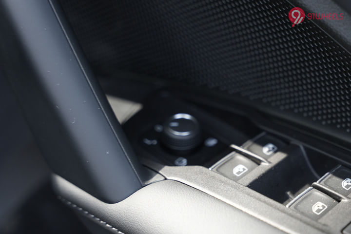 Volkswagen Tiguan R-Line Driver Side Door Switches