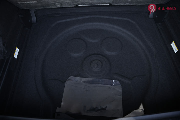 Volkswagen Tiguan R-Line Under Boot/Spare Wheel