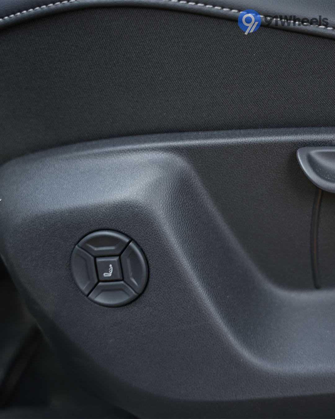 Volkswagen Tiguan R-Line Seat Adjustment for Driver Volkswagen Tiguan R-Line Seat Adjustment for Driver