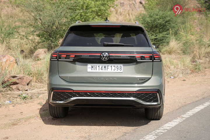 Volkswagen Tiguan R-Line Rear View