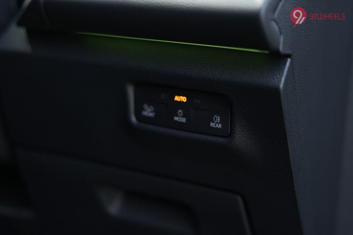 Volkswagen Tiguan R-Line Boot Release Lever/Fuel Lid Release Lever