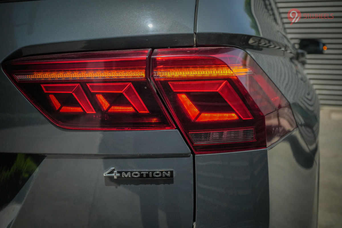 Volkswagen Tiguan 2021-2025 Tail Light/Tail Lamp
