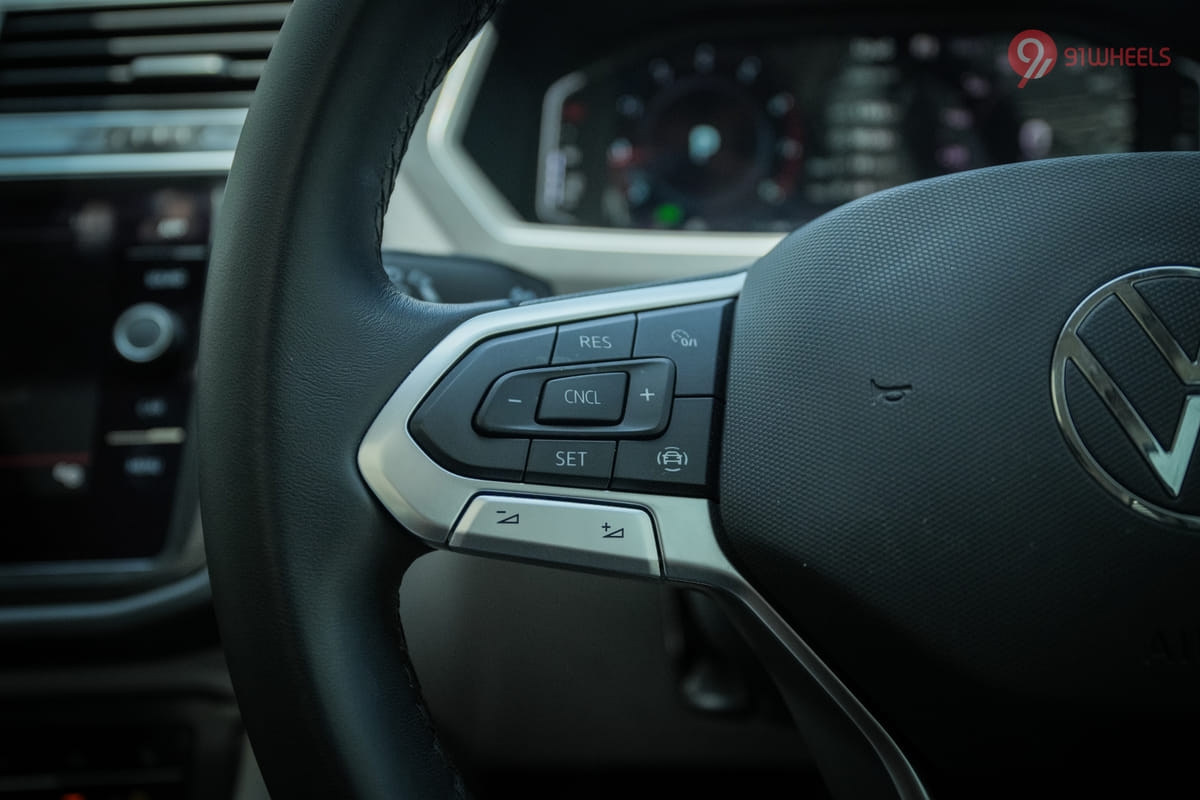 Volkswagen Tiguan 2021-2025 Left Steering Mounted Controls Volkswagen Tiguan 2021-2025 Left Steering Mounted Controls