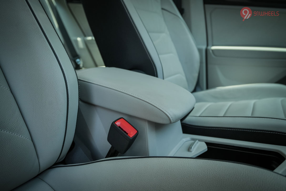 Volkswagen Tiguan 2021-2025 Front Centre Arm Rest