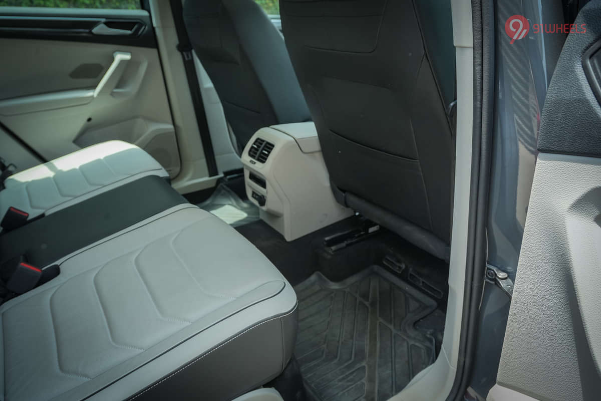 Volkswagen Tiguan Front Seat Back Pockets