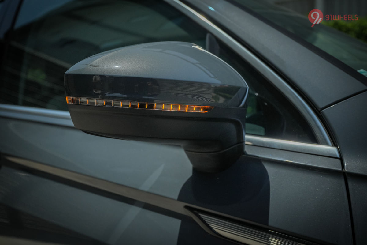 Volkswagen Tiguan 2021-2025 ORVM Blinker