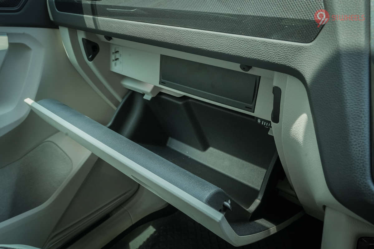 Volkswagen Tiguan 2021-2025 Glove Box
