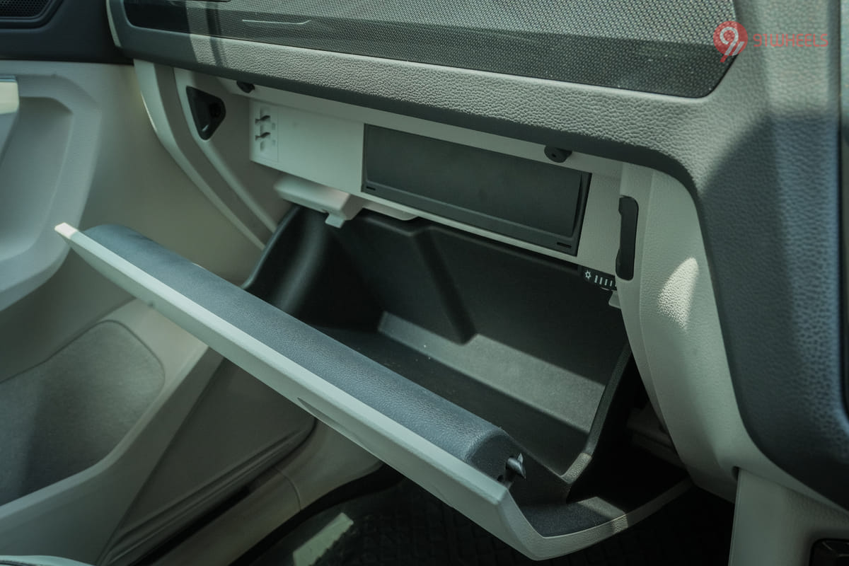 Volkswagen Tiguan 2021-2025 Glove Box Volkswagen Tiguan 2021-2025 Glove Box