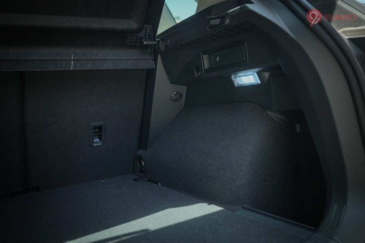 Volkswagen Tiguan 2021-2025 Boot Light Volkswagen Tiguan 2021-2025 Boot Light