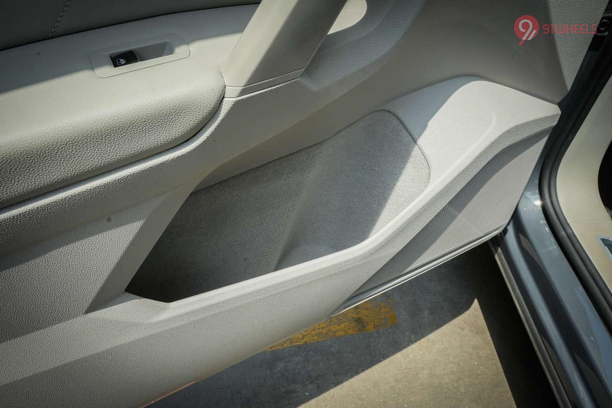 Volkswagen Tiguan 2021-2025 Passenger Side Front Door Pocket