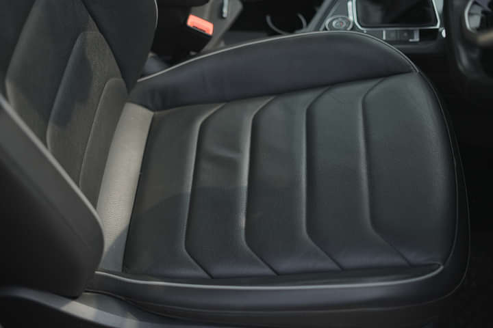 Volkswagen Tiguan Front Row Seats