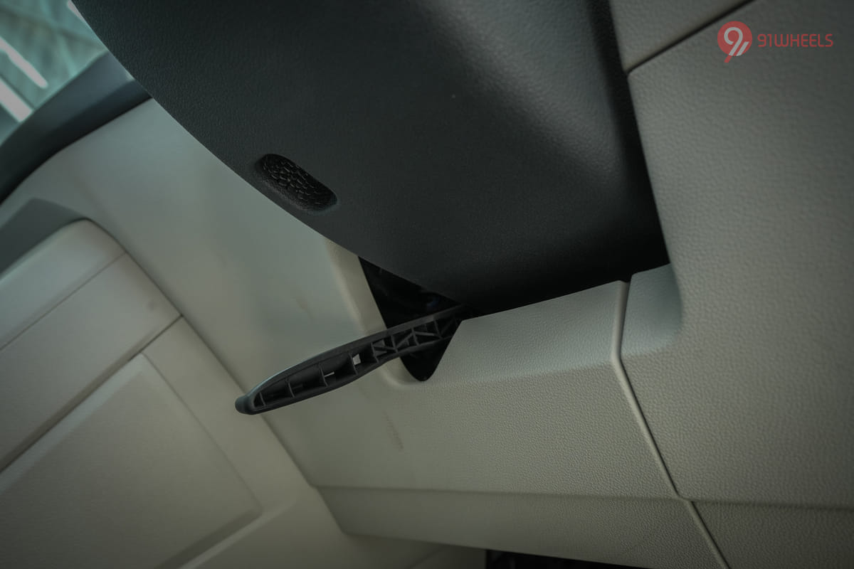 Volkswagen Tiguan 2021-2025 Steering Adjustment Lever/Controller Volkswagen Tiguan 2021-2025 Steering Adjustment Lever/Controller