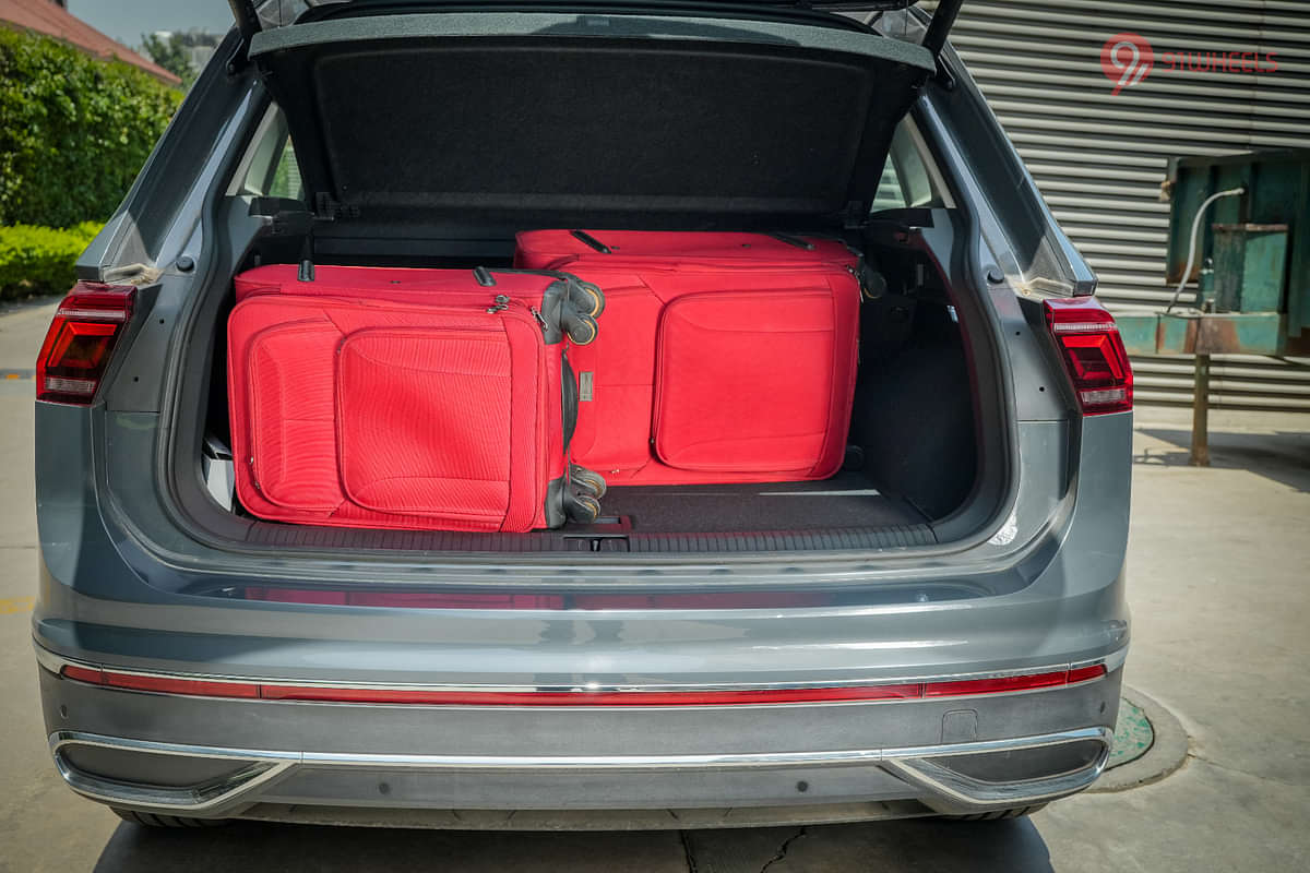 Volkswagen Tiguan 2021-2025 Bootspace
