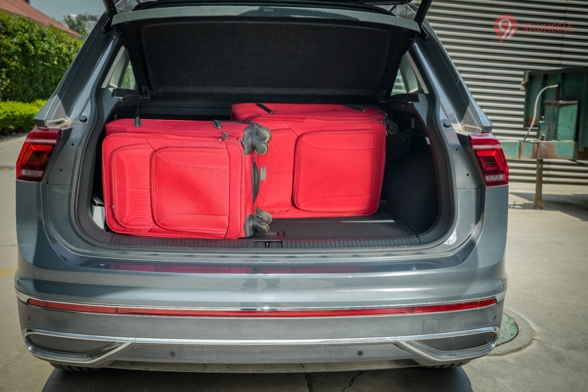 Volkswagen Tiguan 2021-2025 Bootspace