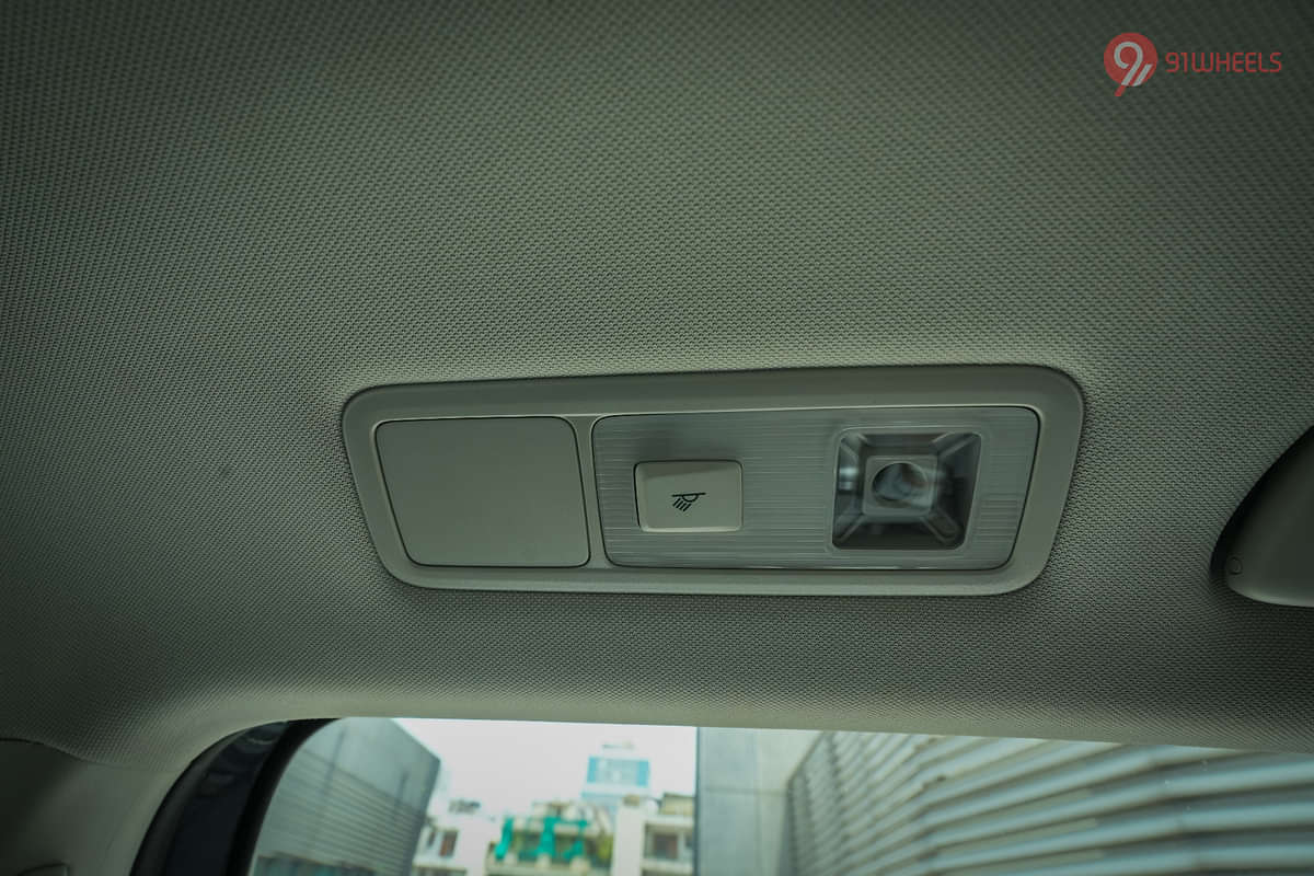 Volkswagen Tiguan 2021-2025 Rear Row Roof Mounted Cabin Lamps