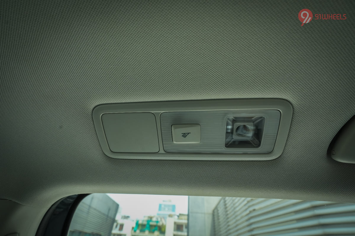 Volkswagen Tiguan 2021-2025 Rear Row Roof Mounted Cabin Lamps Volkswagen Tiguan 2021-2025 Rear Row Roof Mounted Cabin Lamps