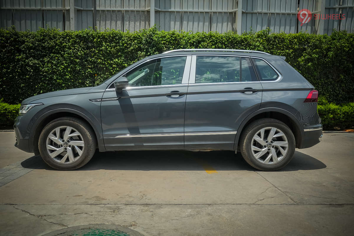 Volkswagen Tiguan Left Side View