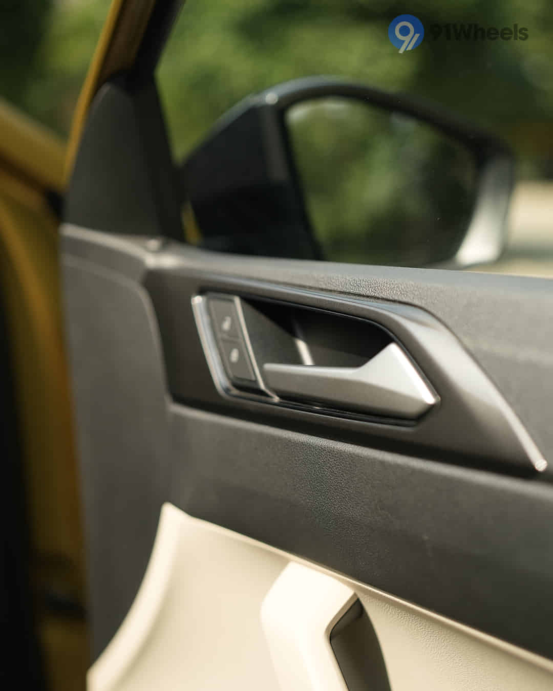 Driver Side Door Pad Handle