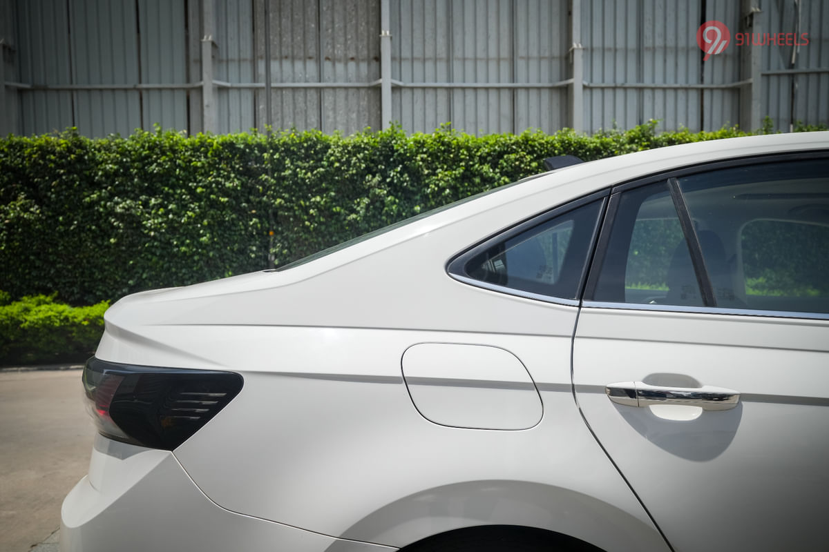 Volkswagen Virtus Rear Quarter Glass