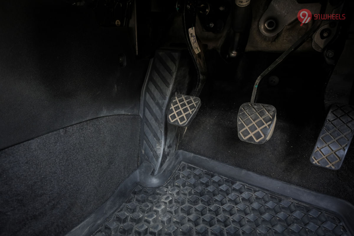Volkswagen Virtus Dead Pedal