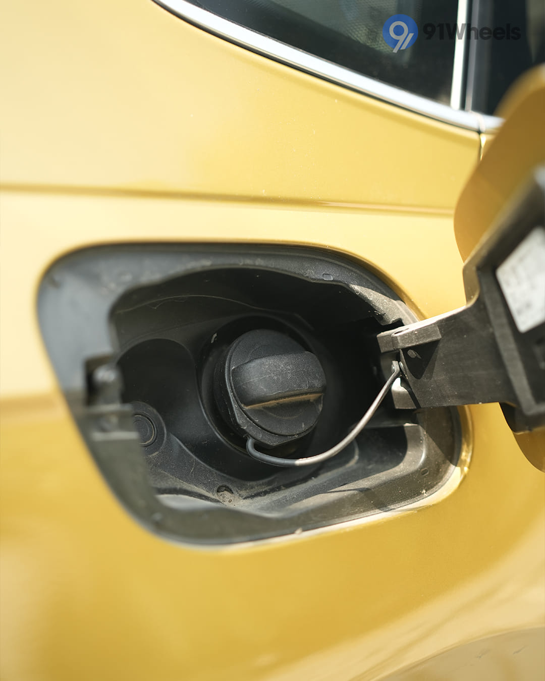 Volkswagen Virtus Open Fuel Lid