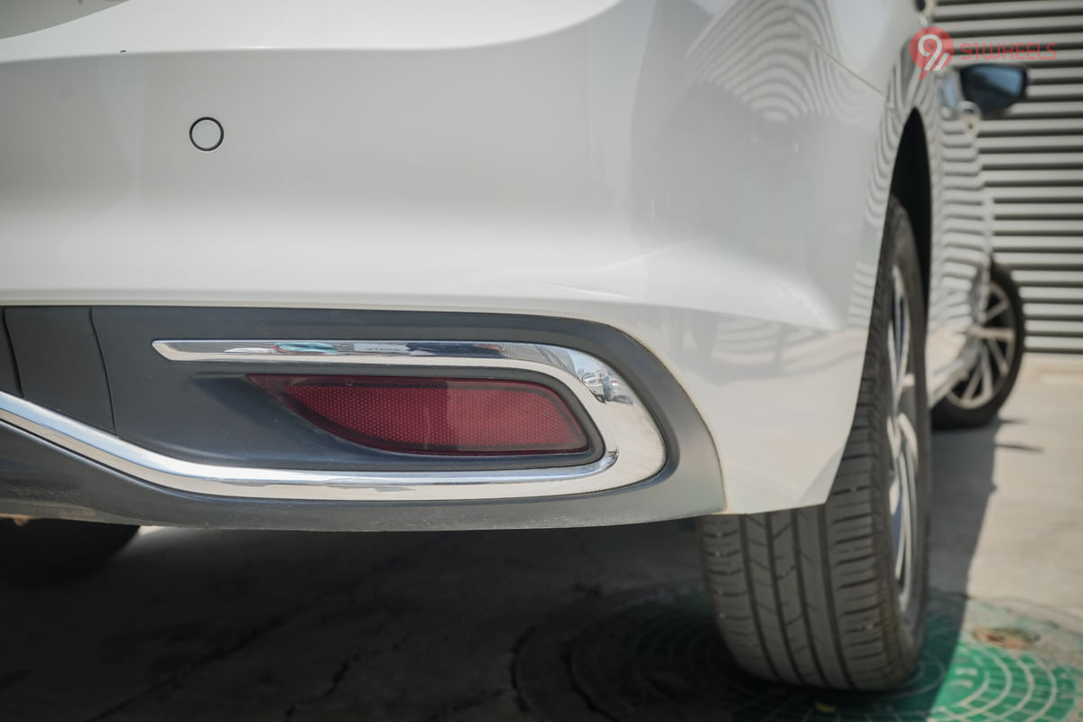 Volkswagen Virtus Reflector