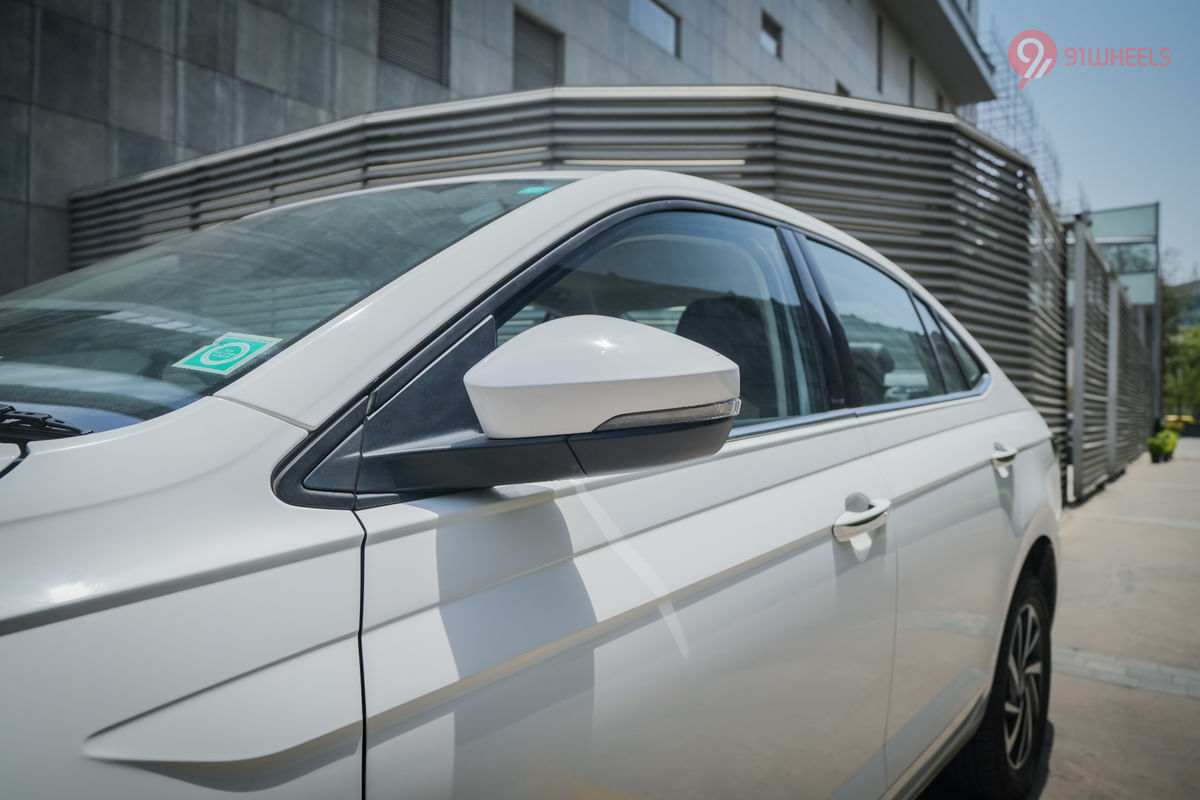 Volkswagen Virtus Side Glass Housing