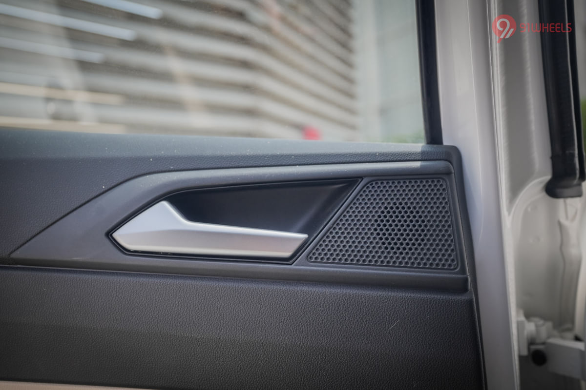 Volkswagen Virtus Rear Door Pad Handle