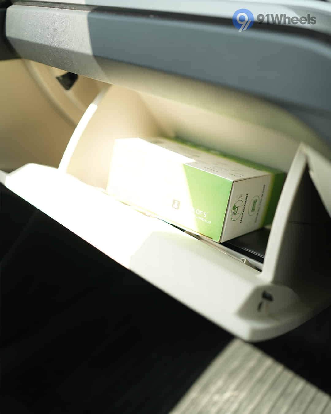 Glove Box