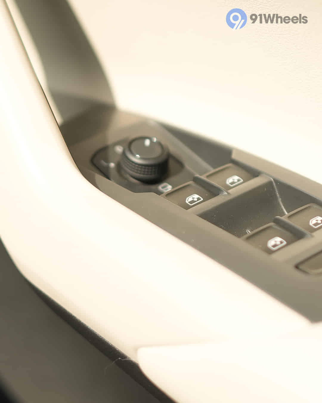 Outer Rear View Mirror (ORVM) Controls