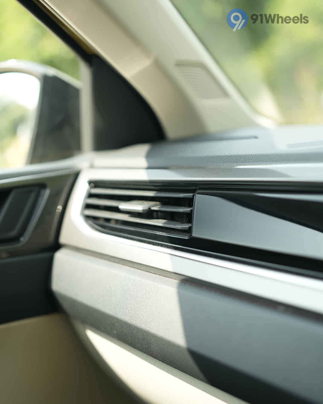 Front Passenger Air Vents