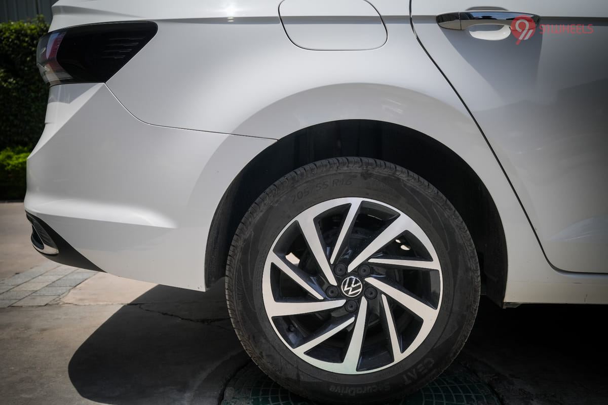 Volkswagen Virtus Rear Fender