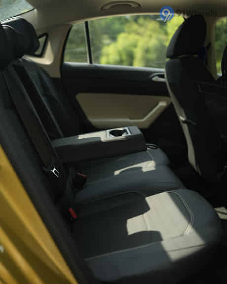 Virtus Rear Seats