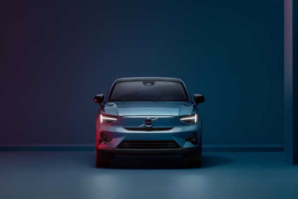 Volvo EC40 Front View Volvo EC40 Front View