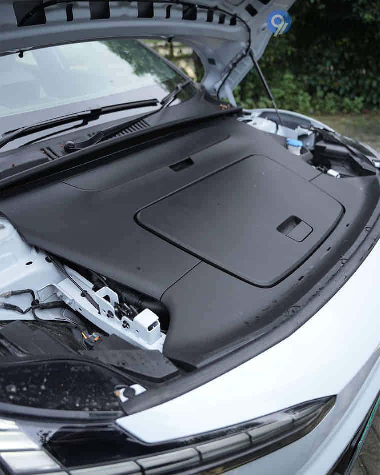 Bootspace & Utility - 2