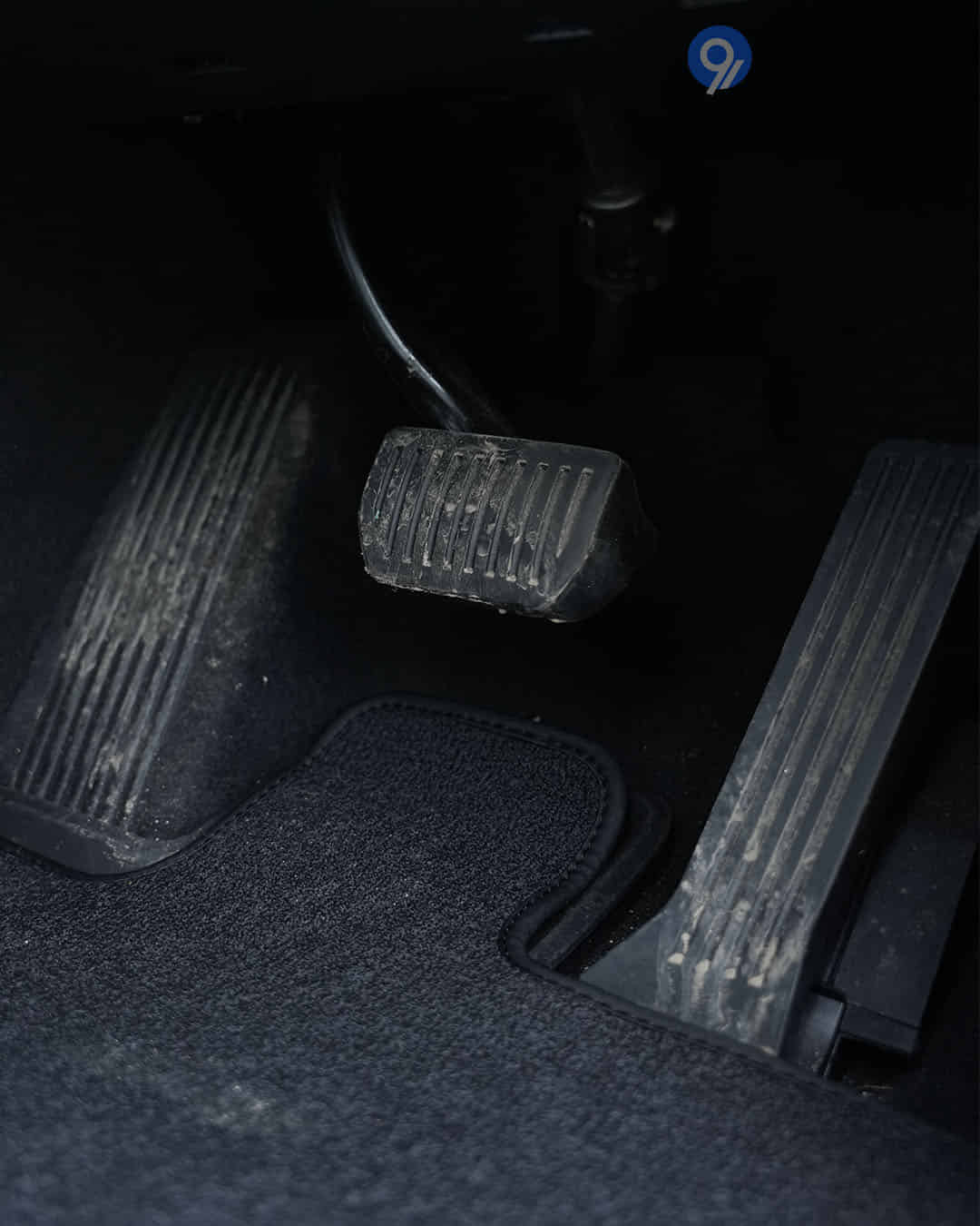 Pedals / Foot Controls Pedals / Foot Controls