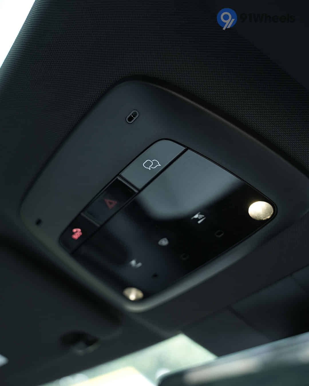 Roof Mounted Controls / Cabin Light Controls Roof Mounted Controls / Cabin Light Controls