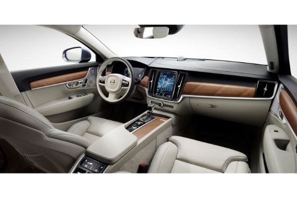 Volvo V90 2020-2021 View From Co-driver's Door