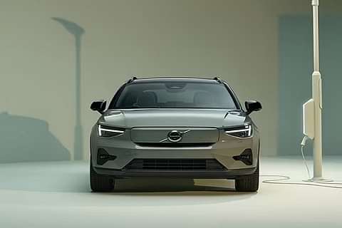 Volvo XC40 Recharge Single Front View