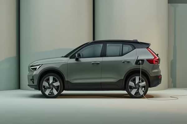 Volvo XC40 Recharge  2022-2023 Left Side View Volvo XC40 Recharge  2022-2023 Left Side View