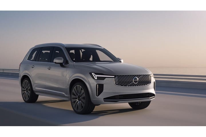 Volvo XC90 Right Front Three Quarter Volvo XC90 Right Front Three Quarter