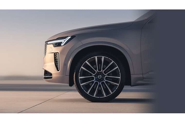 Volvo XC90 Front Fender